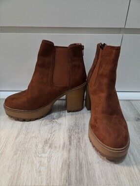 Chunky Platform Brown Ankle Boots